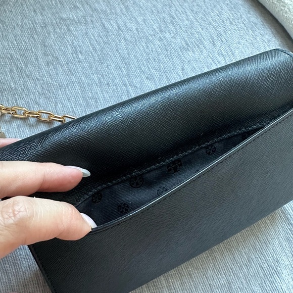 Tory Burch Leather Chain-Link Crossbody Bag - Picture 11 of 16